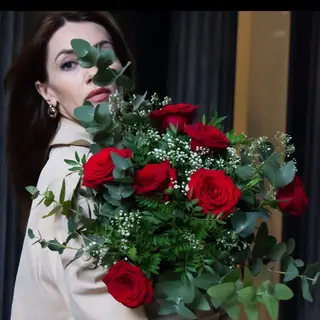 Media Docena Rosas Rojas