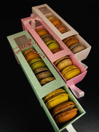 Cutie 6 Macarons