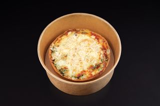 Кіш з куркою, шпинатом та сиром (210 г)