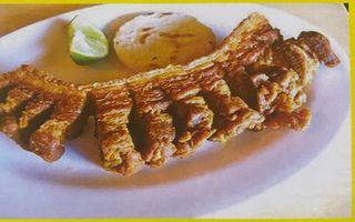 Arepa Con Chicharrón