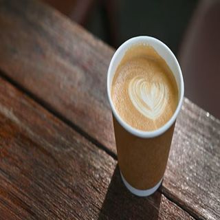 CAFE CON LECHE