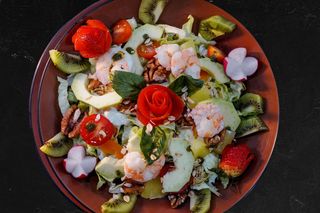 Salade Méditerranéenne À La Crevette