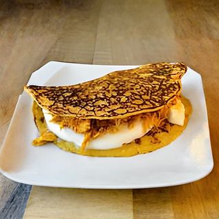Cachapa De Pollo Y Queso (1 Ud.)