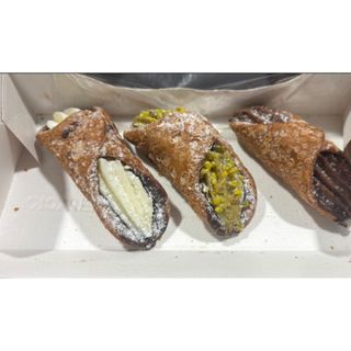 Cajita de cannolis