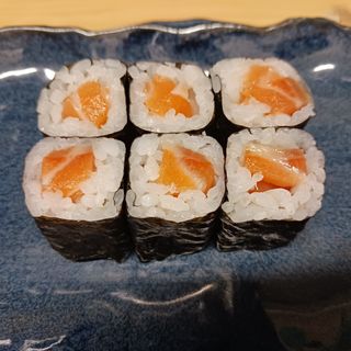 Maki De Salmón (6 Pzs.)