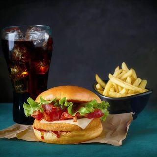 Menú Bronx BBQ Crispy Chicken Burger