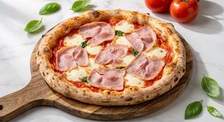 Pizza con prosciutto cotto