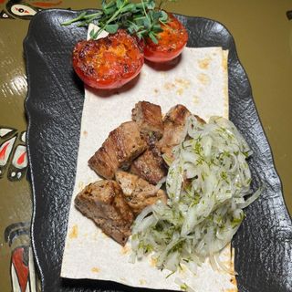 М'ясо по-ковбойськи підсмажені шматочки свинини, (200/240г)