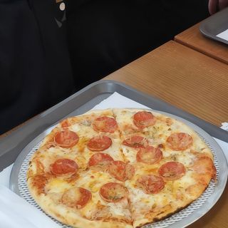 Pizza Salame Média ou Grande