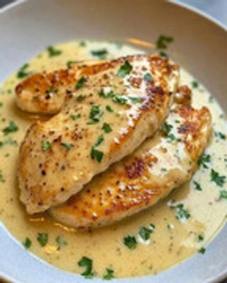 Petto De Pollo Al Gorgonzola