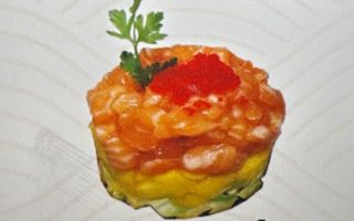 36. Tartar De Salmón