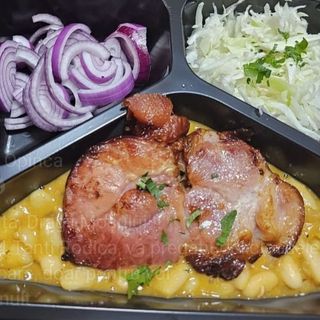 Ciolan porc cu fasole