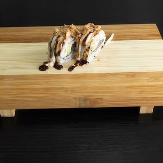 Uramaki crunchy atún (8 pz.)