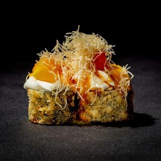 80. Fried hosomaki fruit  4  pezzi