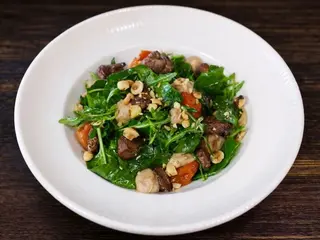 Теплий салат з курячою печінкою та курагою (250g)