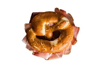 Brezel con speck