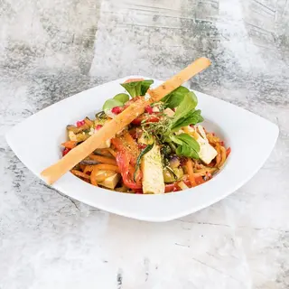 Julien de legume cu tofu și sos soia