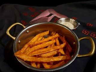 Батат фрі з трюфельним соусом 100г/40г