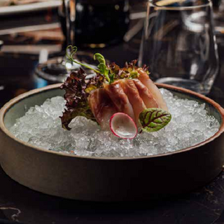 82 Sashimi di branzino 8 pezzi