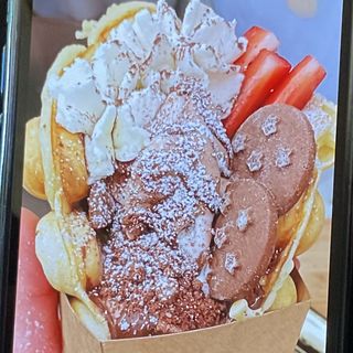 Bubble Waffle Pan di stelle con yogurt