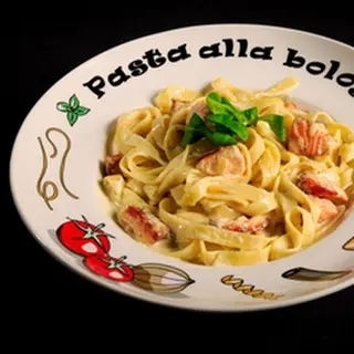 Tagliatelle cu Somon