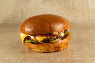 Велетень Чізбургер