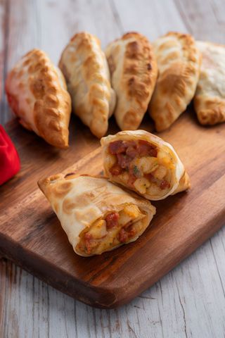 Empanada Gourmet De Chorizo Chimichurri