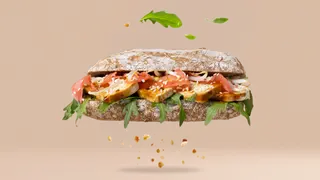 Kanapka rustykalna z tofu i imbirem