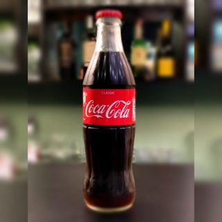 კოკა-კოლა კლასიკი შუშის - 0,33ლ