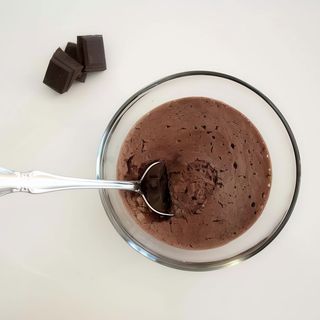 Mousse de chocolate (porción)