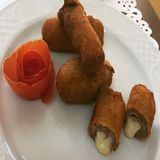 Menú De Rollito De Ternera Con Papas Fritas
