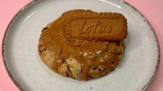 NYC cookie XXL alla crema Lotus