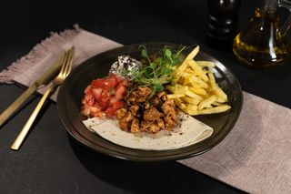 Shaorma menu si suc la alegere