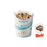 Zimowe McFlurry® TWIX® z polewą o smaku czekoladowym
