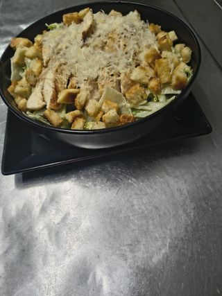 Salata Caesar