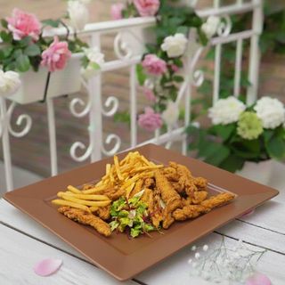 COSTITE DE PUI PANE CU CARTOFI PRĂJIȚI ȘI SOS AIOLI