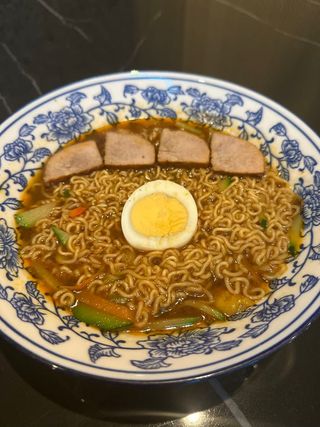 82. Ramen con manzo