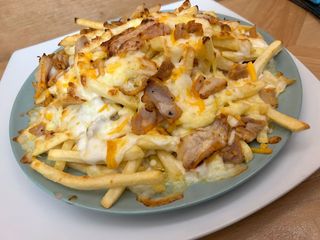 RACION ENTERA CHEESE KEBAB