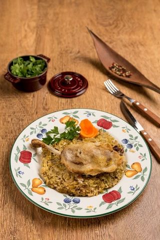 Pulpǎ de rațǎ pe varzǎ la cuptor