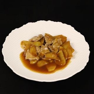 185 Manzo con patate