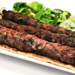Pinchos de Kafta al Karma