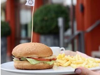 Бургер Цезар (420g)