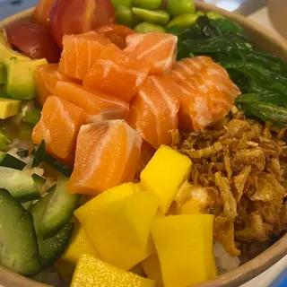 Poke Bowl de Salmón