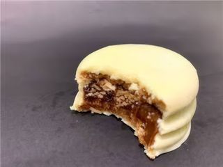Alfajor Cubierto De Chocolate Blanco