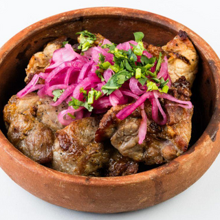 ღორის მწვადი კეცზე