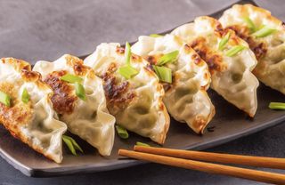 Gyozas pollo frita (4 pzs.)