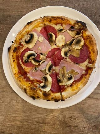 Capricciosa (ok. 32cm)