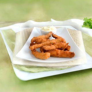 Tapa De Tiras De Pollo Con BBQ Y Mayonesa