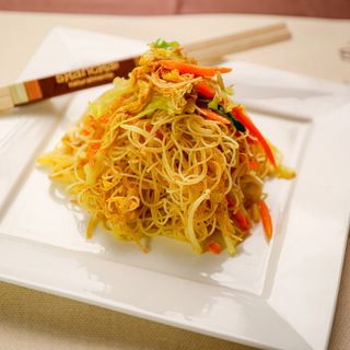 (ve)96.Spaghetti di riso all curry verdure miste咖喱蔬菜米粉