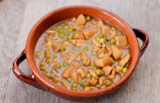 Chicharos con calamares